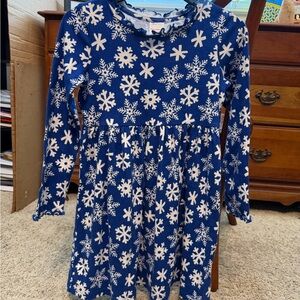 Hanna Andersson Blue and White Snowflake Dress size 6-7